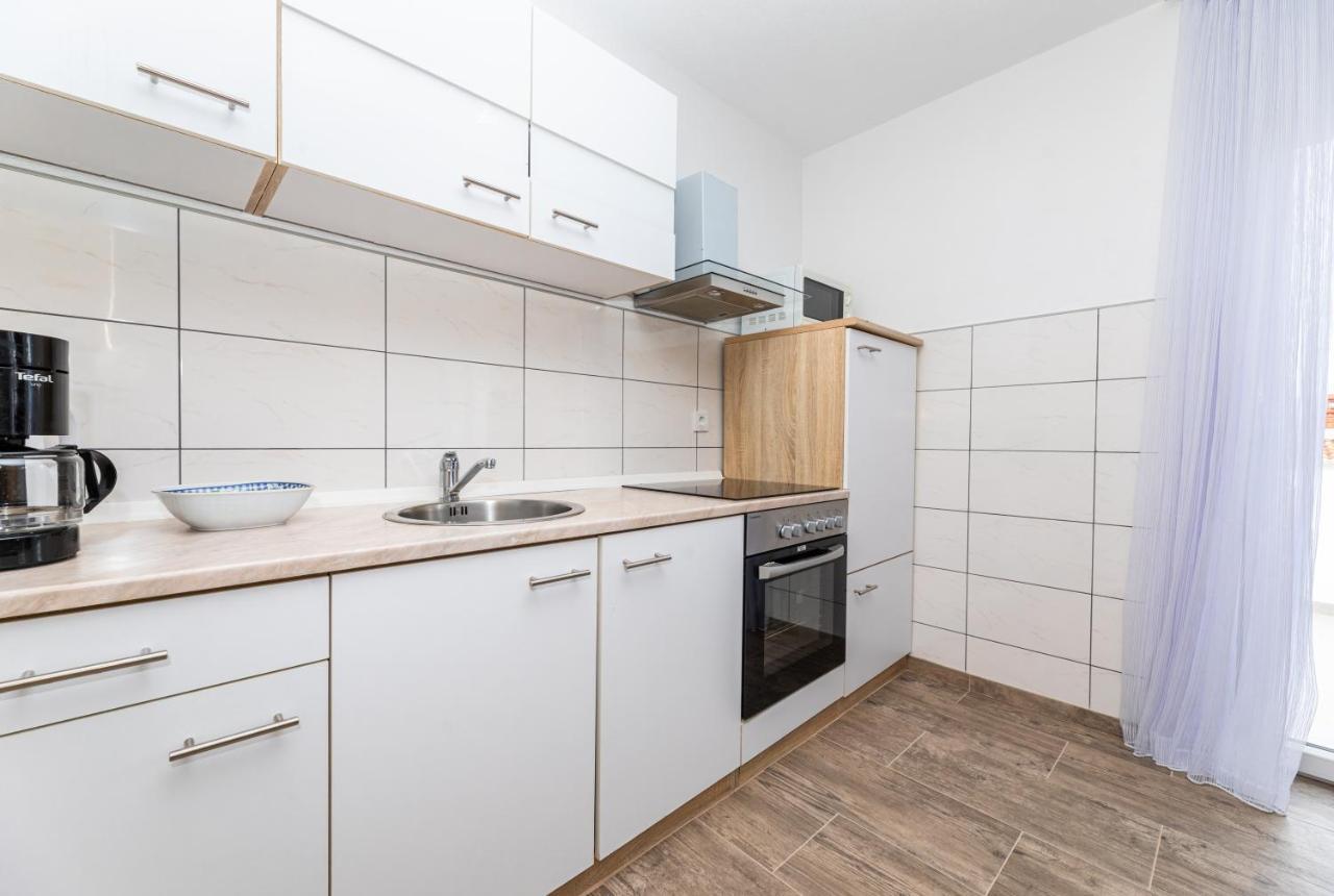 Apartmani Jasarevic Šilo Buitenkant foto