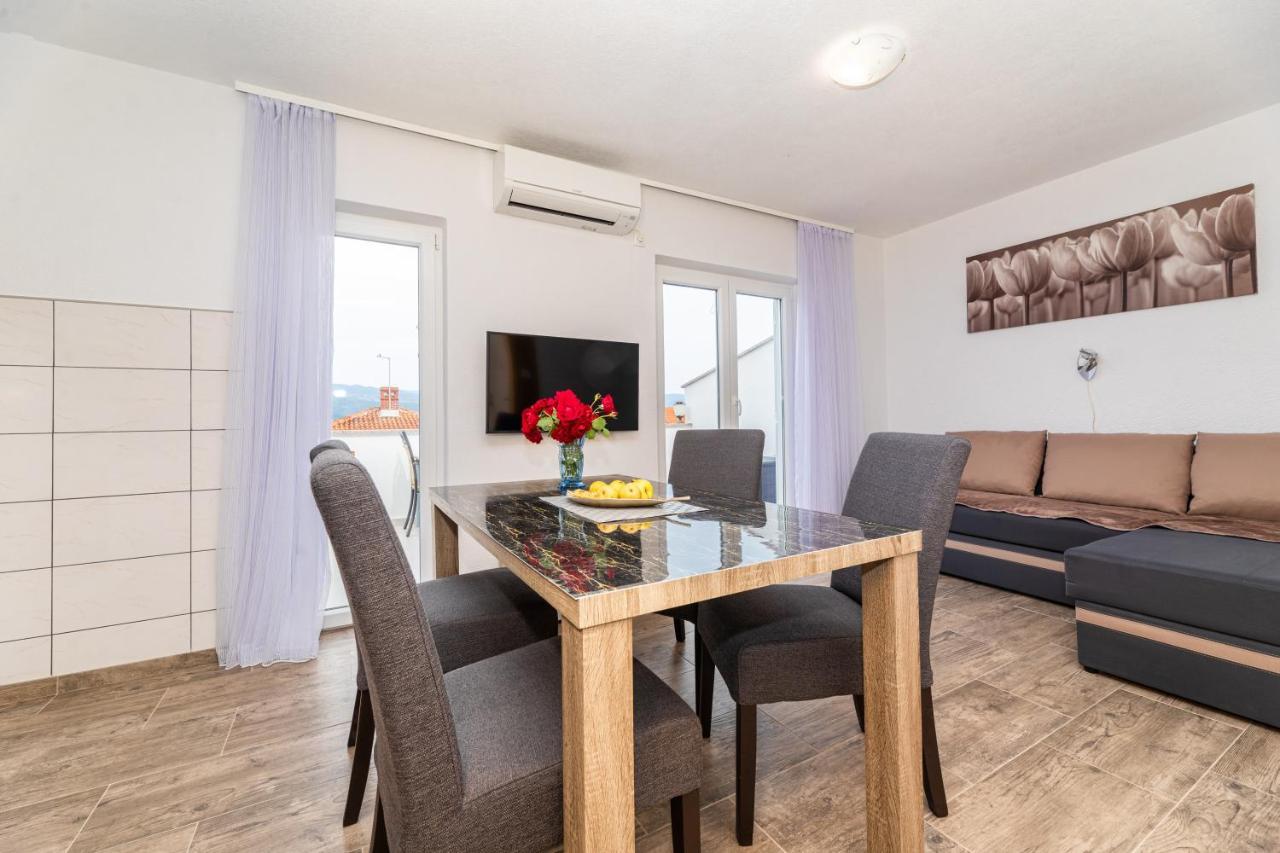 Apartmani Jasarevic Šilo Buitenkant foto