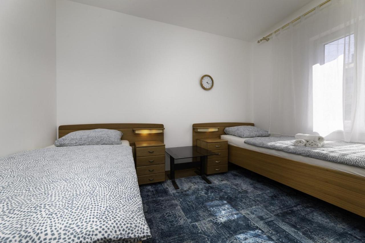 Apartmani Jasarevic Šilo Buitenkant foto