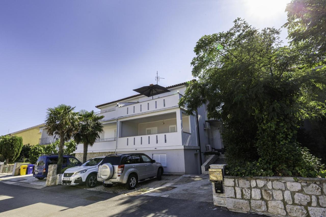Apartmani Jasarevic Šilo Buitenkant foto