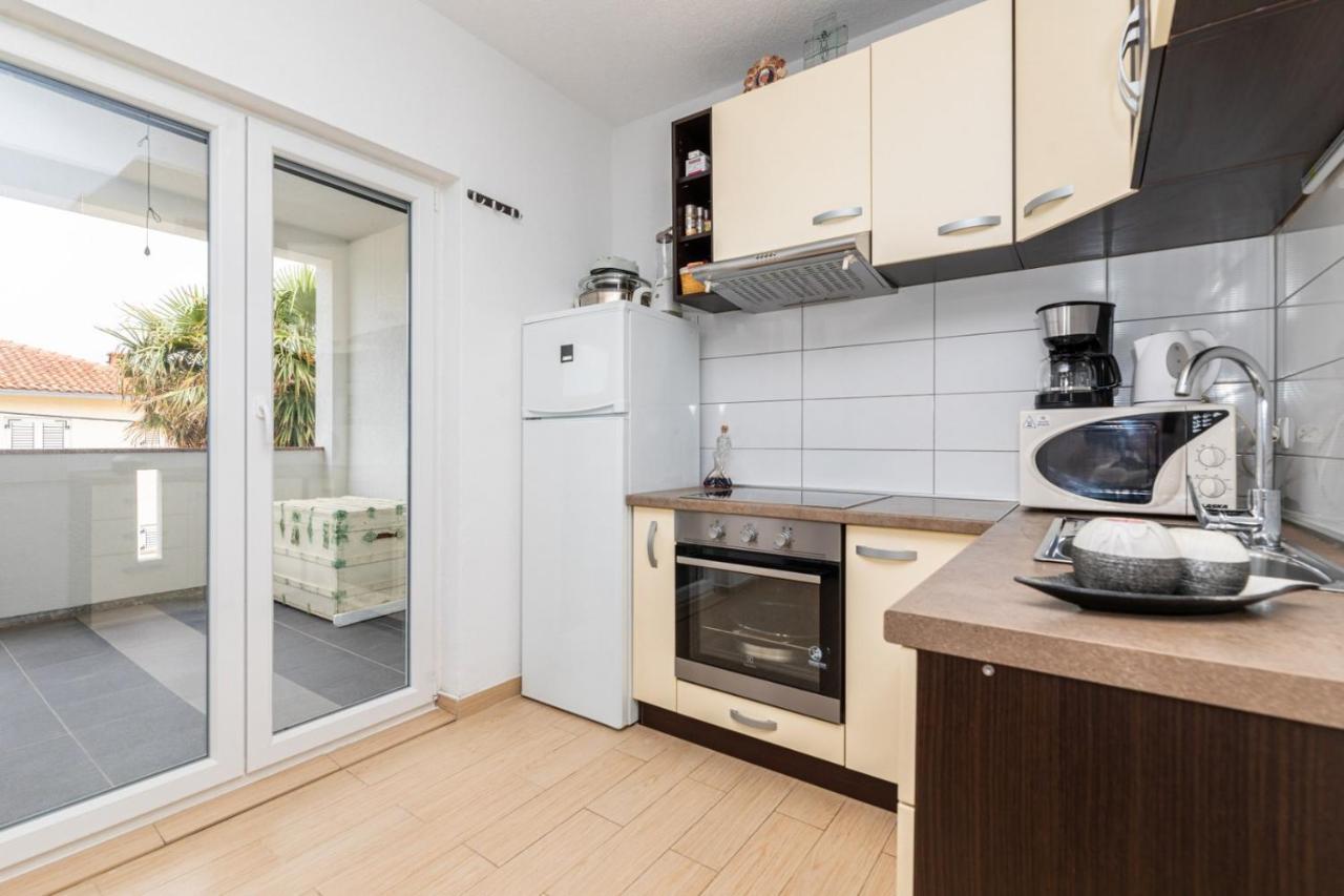 Apartmani Jasarevic Šilo Buitenkant foto
